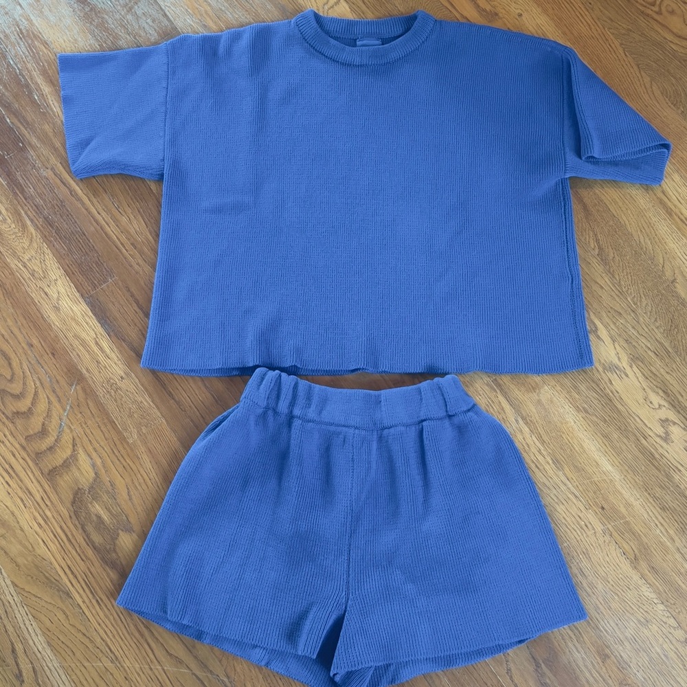 Babaa no35 Jumper / Shorts in Rio